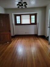 605 Melrose Ave in Iowa City, IA - Building Photo - Building Photo
