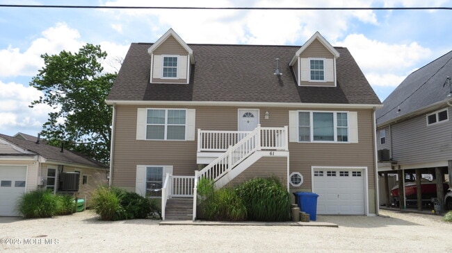 61 Albert Dr in Stafford Township, NJ - Building Photo - Building Photo