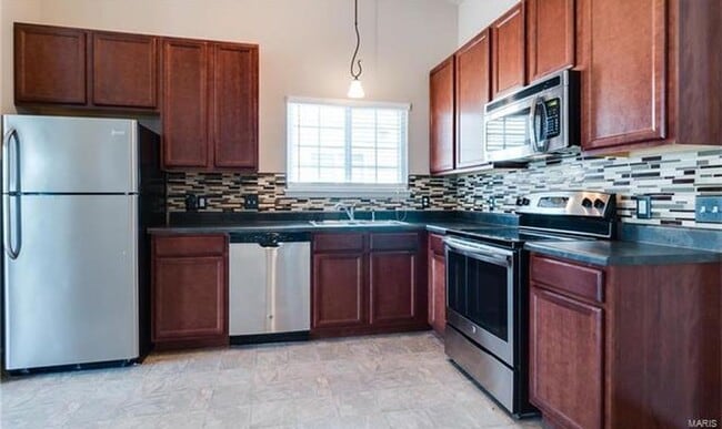 428 Ramblewood Way in Wentzville, MO - Building Photo - Building Photo