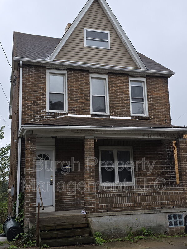 property at 489 Norton St