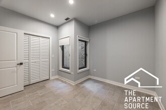 5416 W Belmont Ave in Chicago, IL - Building Photo - Building Photo