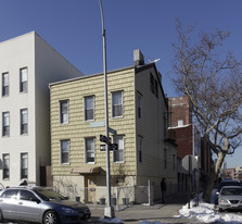 199 Calyer St in Brooklyn, NY - Building Photo