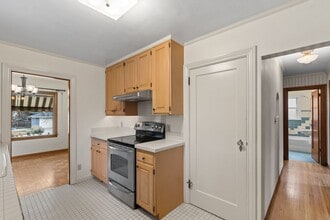 8 N Harrison St in Wenatchee, WA - Building Photo - Building Photo