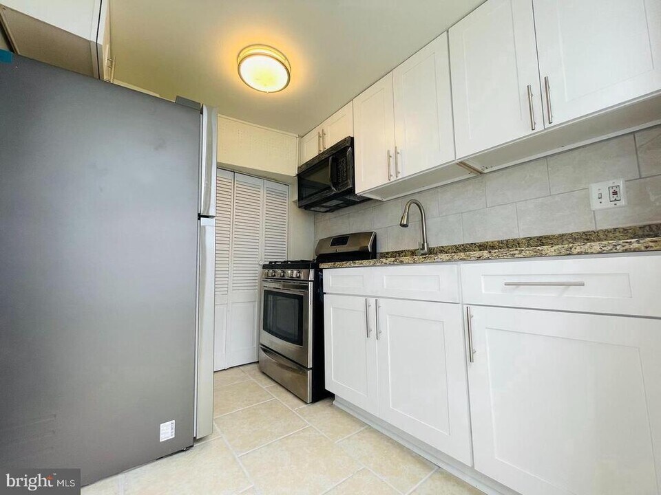 3842 28th Ave in Temple Hills, MD - Building Photo
