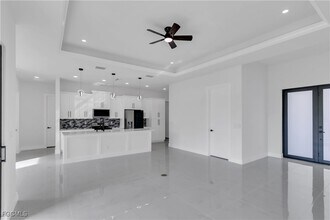 6005 Queen Ave N in Lehigh Acres, FL - Building Photo - Building Photo