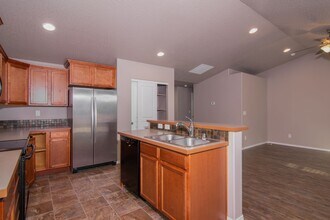1423 N Rogue River St in Spokane, WA - Building Photo - Building Photo