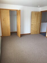 10 Lyon Ln in Essex Junction, VT - Building Photo - Building Photo