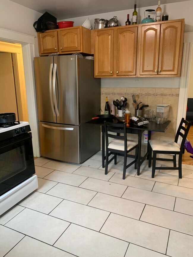 property at 80 Wallingford Rd