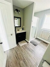 215 Metacom Ave in Bristol, RI - Building Photo - Building Photo