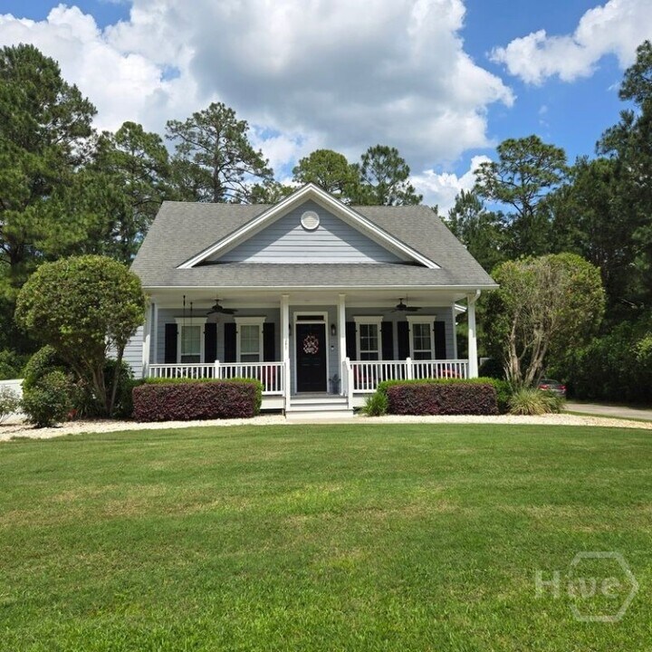 467 Bothwell Dr in Richmond Hill, GA - Building Photo