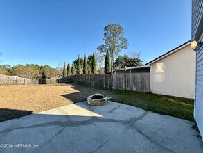 3785 Union Pacific Dr E in Jacksonville, FL - Building Photo - Building Photo