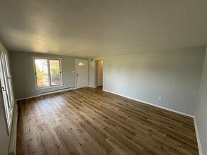 4328 Oakhurst Dr in Fort Wayne, IN - Building Photo - Building Photo