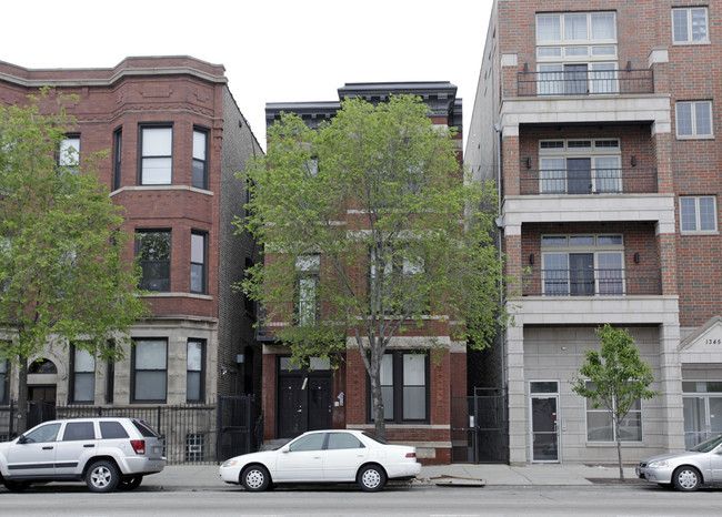 1351 N Ashland Ave in Chicago, IL - Foto de edificio - Building Photo