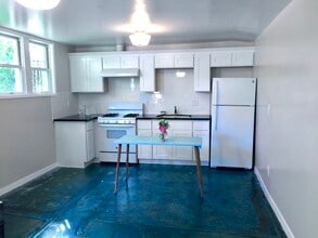 1522 Willow Street Apt B, Unit B in Alameda, CA - Building Photo - Building Photo