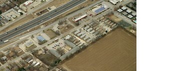 426 Linda Dr in San Marcos, TX - Building Photo