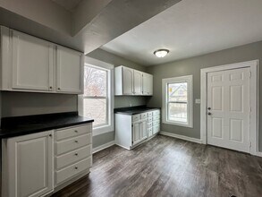 318 N 27th Ave in Minneapolis, MN - Foto de edificio - Building Photo