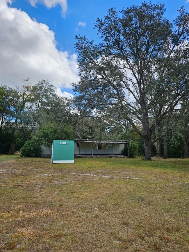 18620 Wildlife Trail in Spring Hill, FL - Foto de edificio - Building Photo