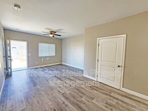 1111 Sixshooter Ave in Pahrump, NV - Building Photo - Building Photo