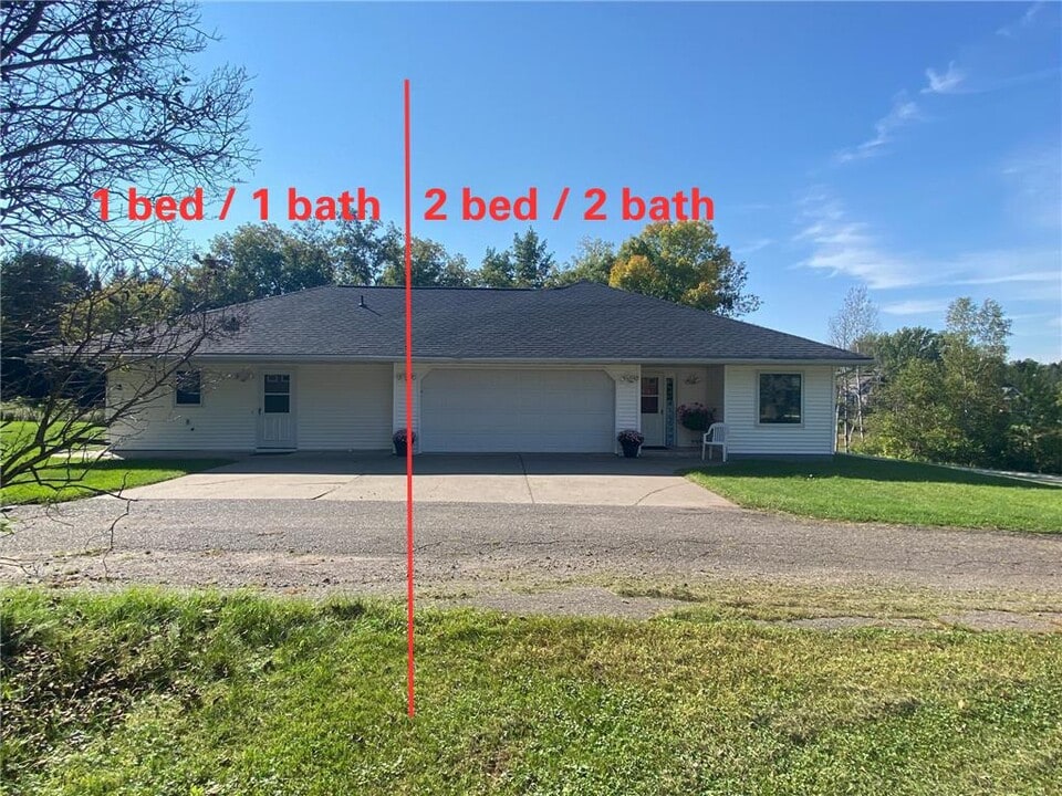 509 Division St in Sandstone, MN - Building Photo