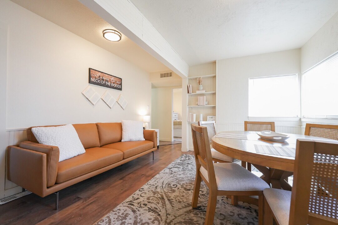 1604 N Municipal Dr in Farmington, NM - Foto de edificio