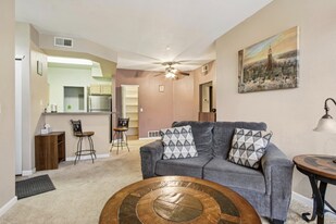4545 Wheaton Dr, Unit Unit B210 in Fort Collins, CO - Building Photo