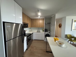 2619 N Clark St in Chicago, IL - Building Photo - Building Photo