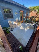 71 Comstock Dr in Ventura, CA - Foto de edificio - Building Photo