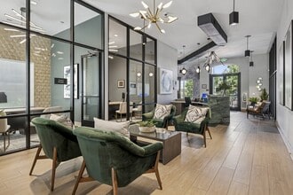 Emmersyn at Lone Tree in Lone Tree, CO - Foto de edificio - Building Photo
