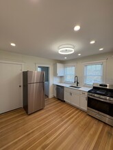 57 Broadway, Unit 57 in Arlington, MA - Building Photo - Building Photo