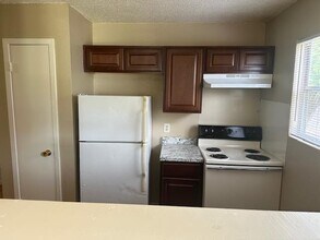 6912 Branchwood Dr in Austin, TX - Building Photo - Building Photo