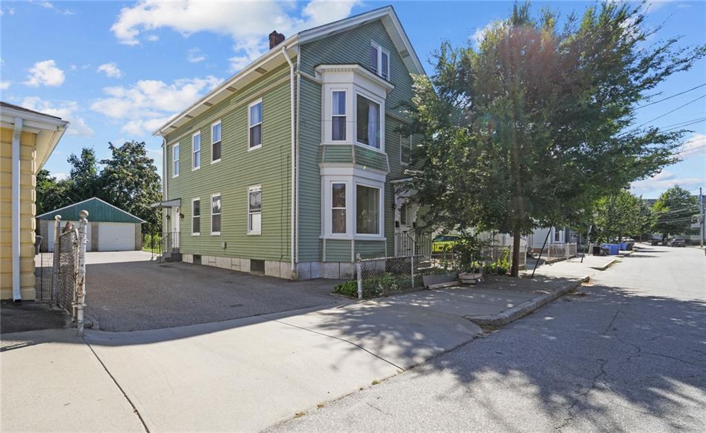 5 Forest Ave-Unit -3 in Cumberland, RI - Foto de edificio
