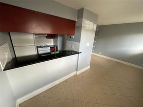 1914 Hearthstone Dr in Austin, TX - Building Photo - Building Photo