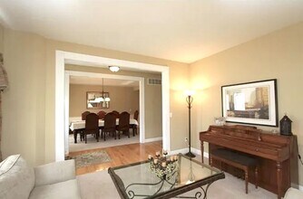 2645 Westinghouse Dr in Belleville, IL - Building Photo - Building Photo