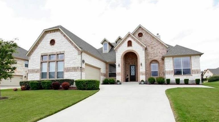 2401 First View in Leander, TX - Foto de edificio