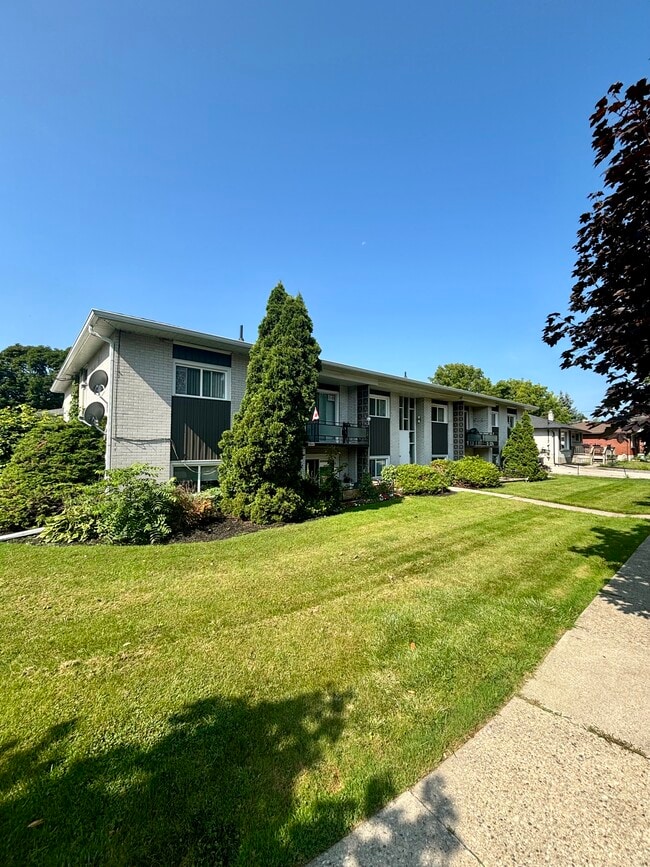 property at 10 Julia Dr