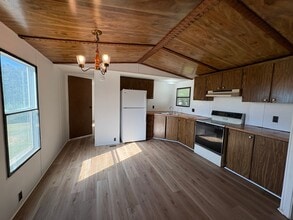 1662 Village Hwy in Rustburg, VA - Building Photo - Building Photo
