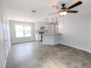 2209 Multi National, Unit #A in Harlingen, TX - Building Photo - Building Photo