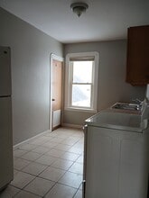 45 Belleville Ave in New Bedford, MA - Building Photo - Building Photo