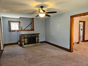 4047 Mogadore Rd in Mogadore, OH - Building Photo - Building Photo