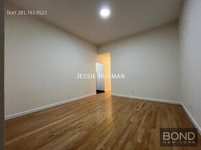 306 E 91st St in New York, NY - Building Photo - Building Photo