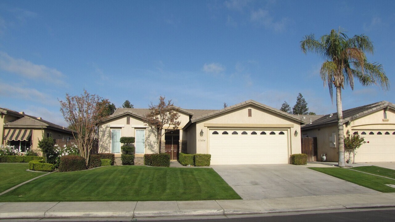 11604 Privet Pl in Bakersfield, CA - Building Photo