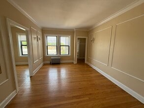 2801 N Keating Ave in Chicago, IL - Building Photo - Building Photo