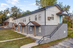 Pine Lake Apartments in Oklahoma City, OK - Building Photo
