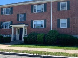 27 N Union St in Arlington, MA - Building Photo
