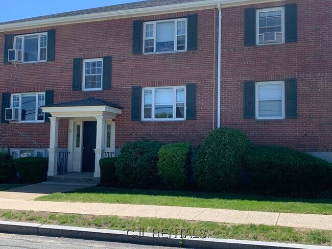 property at 27 N Union St
