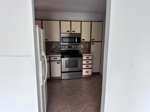 2526 Carambola Cir N in Coconut Creek, FL - Building Photo - Building Photo