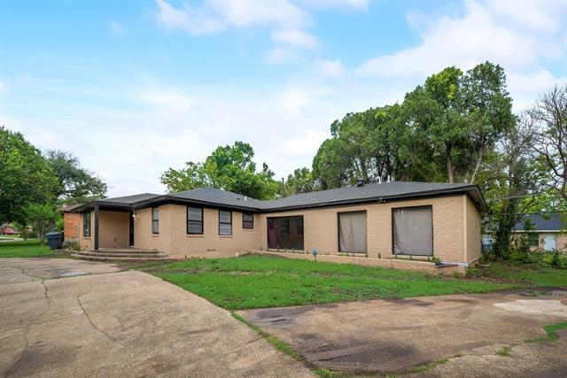 4626 De Kalb Ave in Dallas, TX - Building Photo