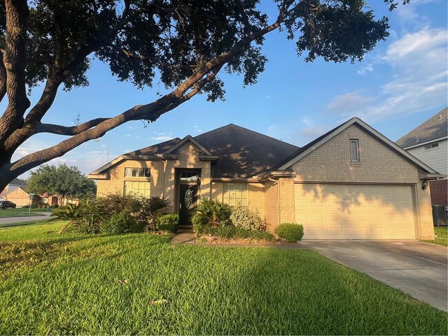 property at 11523 Glen Lake Dr