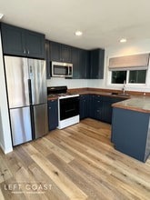 1604 NE 12th St in Lincoln City, OR - Building Photo - Building Photo