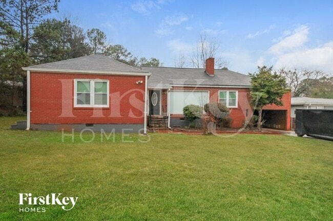 property at 1648 Columbia Dr